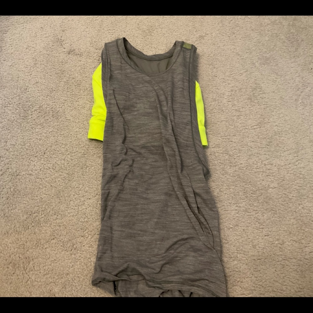 Lululemon tank top with built in sports bra